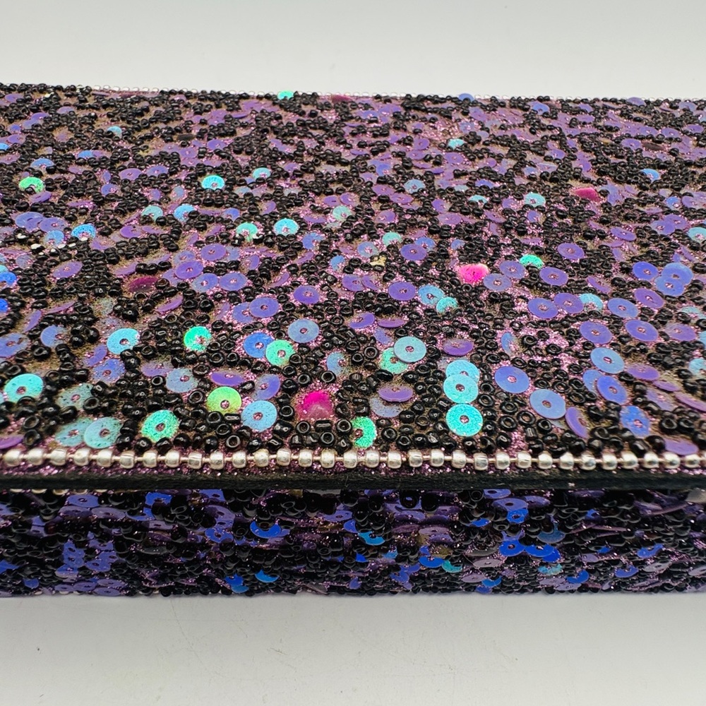 Mermaid Sparkle and Black Bead Colored Jewelry Box, silver rim. - Picture 2 of 6